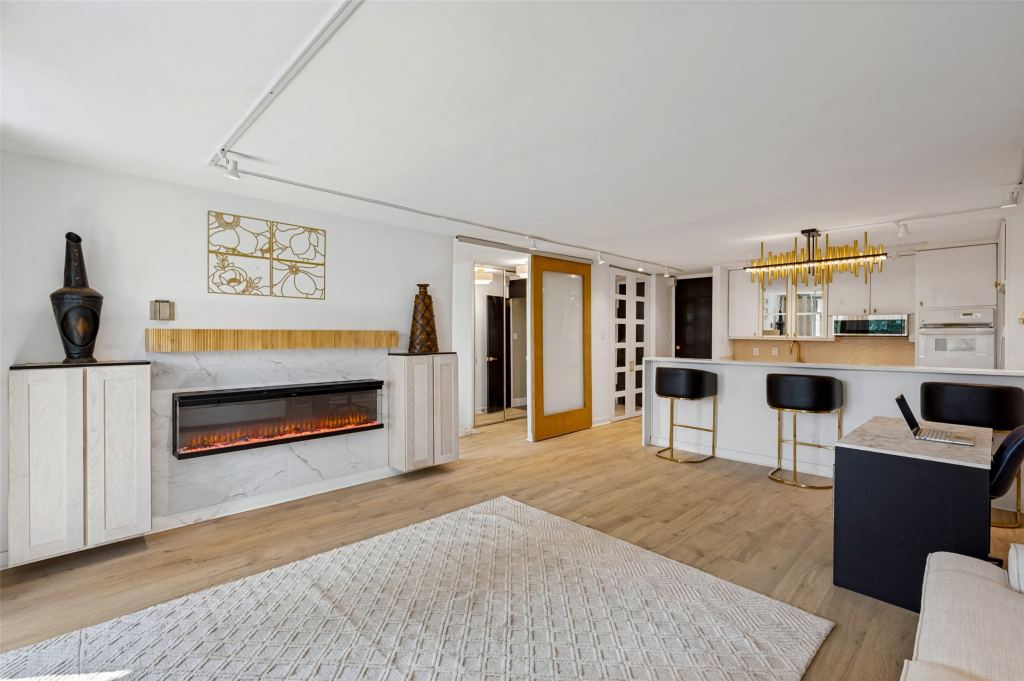3883 Turtle Creek Boulevard 411