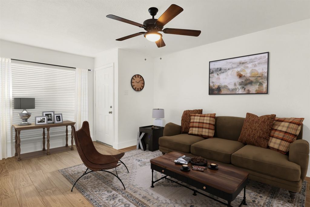 306 Hilltop Avenue A, Richardson, TX 75081 — photo 1