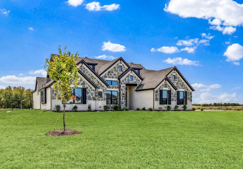 572 Willowy, Royse City, TX 75189 — photo 1