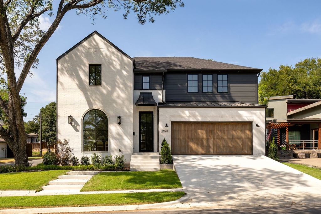 6903 La Vista Drive
