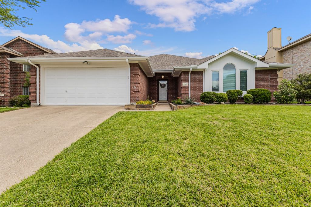 838 Oak Hollow Lane, Rockwall, TX 75087 — photo 1
