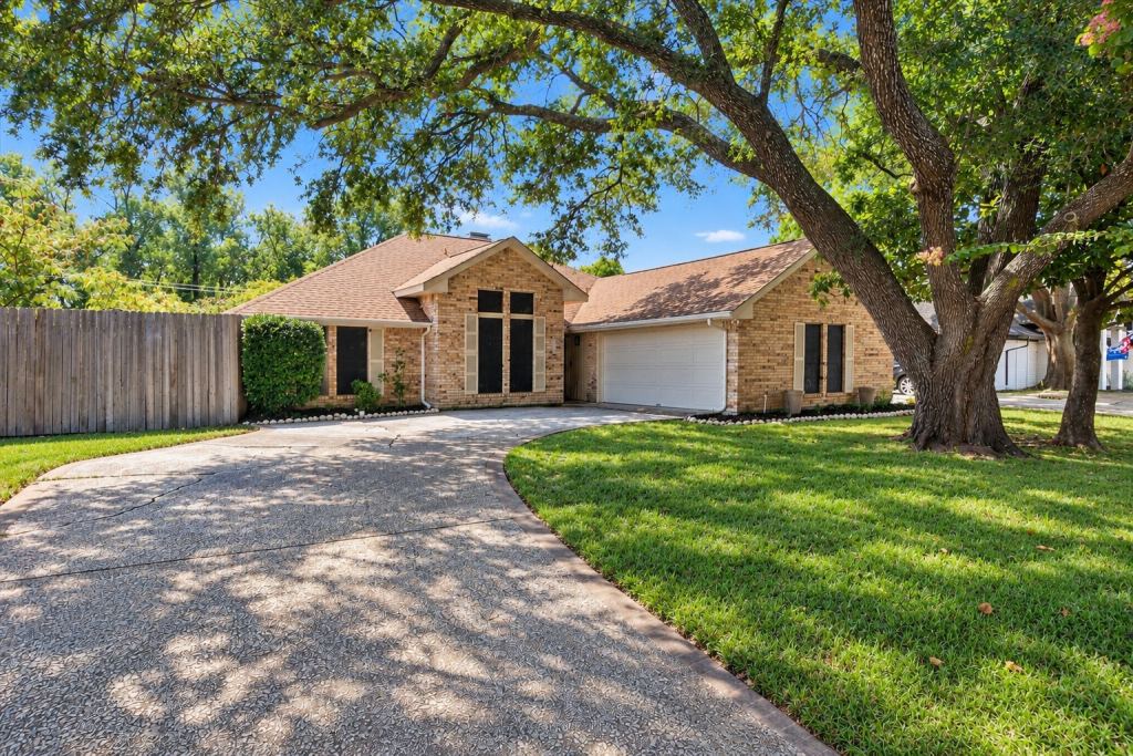 1107 Bayshore Drive
