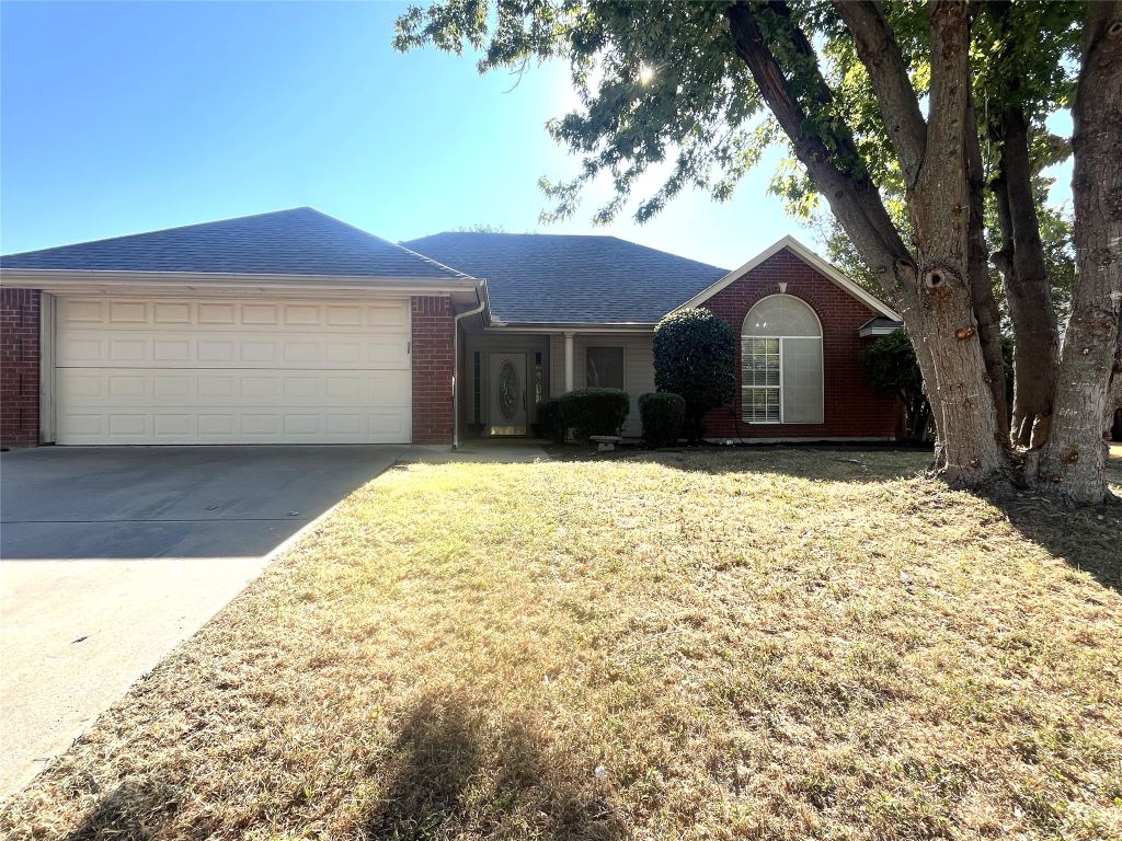 518 Wild Springs Drive, Midlothian, TX 76065 — photo 1