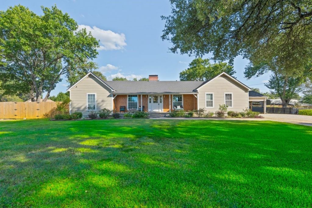 3201 W Park Row Boulevard, Corsicana, TX 75110 — photo 1