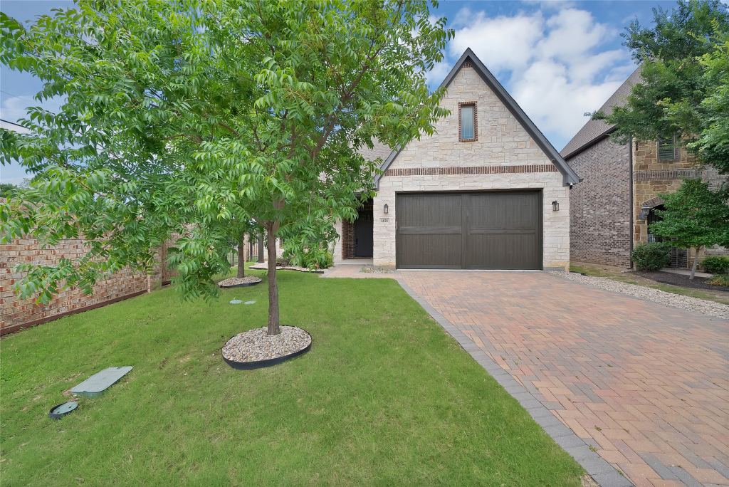6828 Chase Street, North Richland Hills, TX 76182 — photo 1
