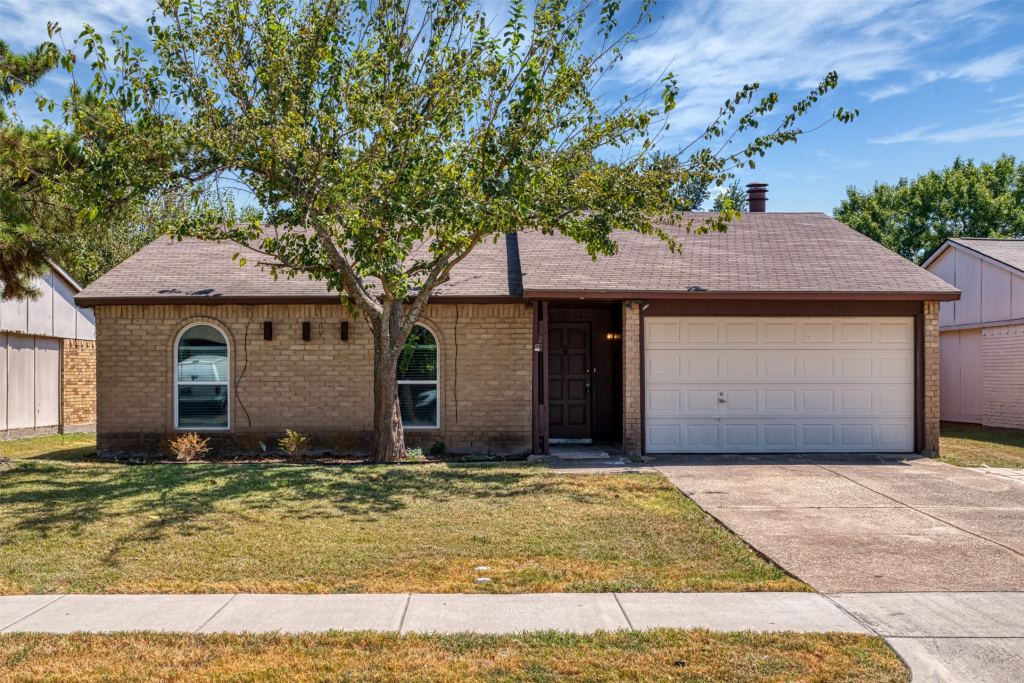 722 Circle Cove Drive, Allen, TX 75002 — photo 1