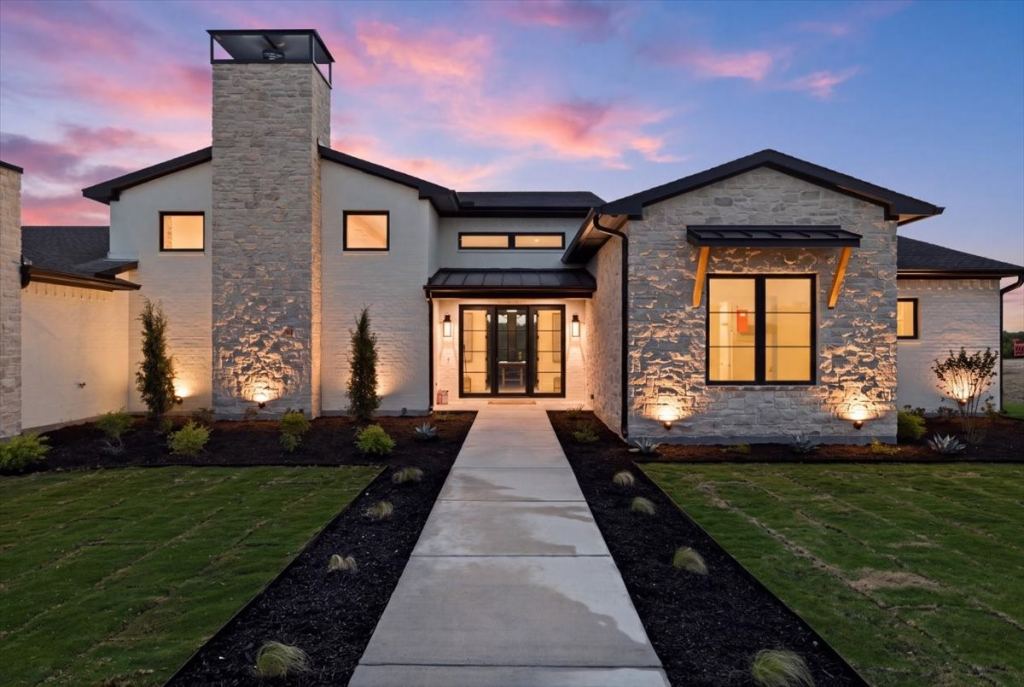 972 San Jacinto Drive