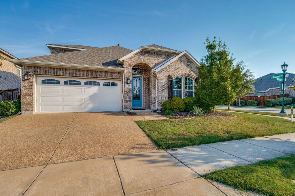 629 Wilmington Lane, Aubrey, TX 76227 — photo 1