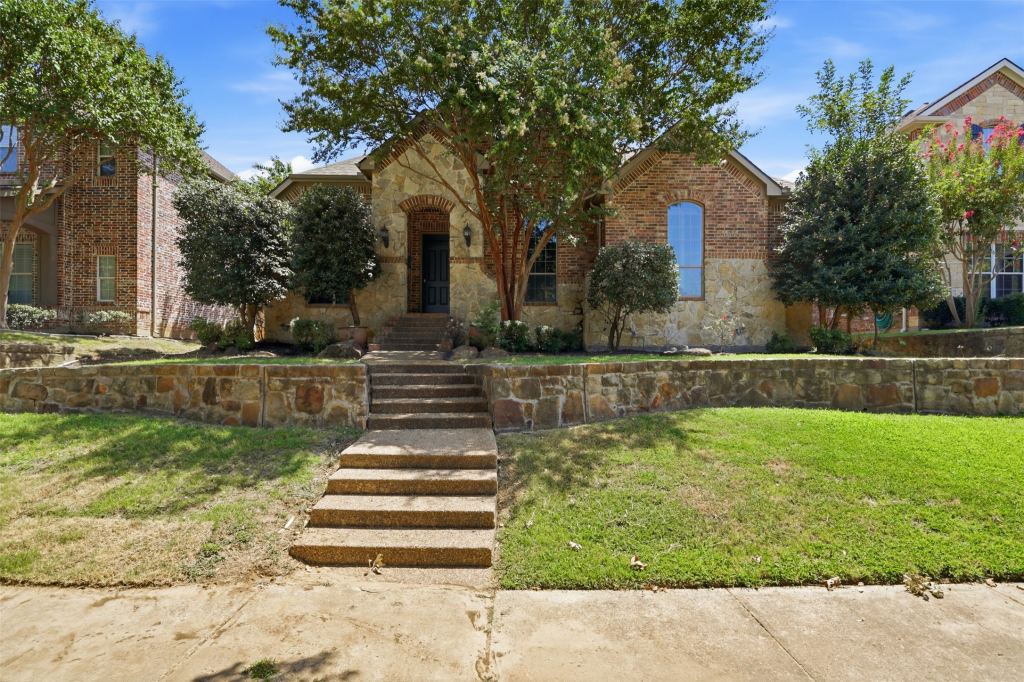 2310 Queen Morgan Lane, Lewisville, TX 75056 — photo 1