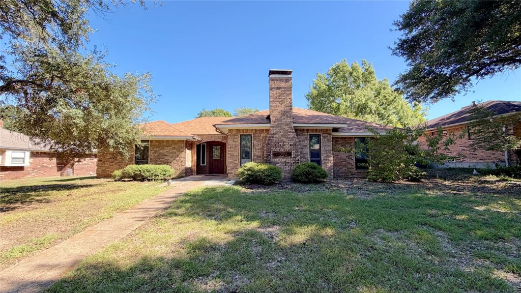 1002 Glenda Street, Terrell, TX 75160 — photo 1