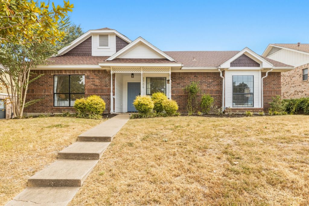2706 Collins Boulevard, Garland, TX 75044 — photo 1
