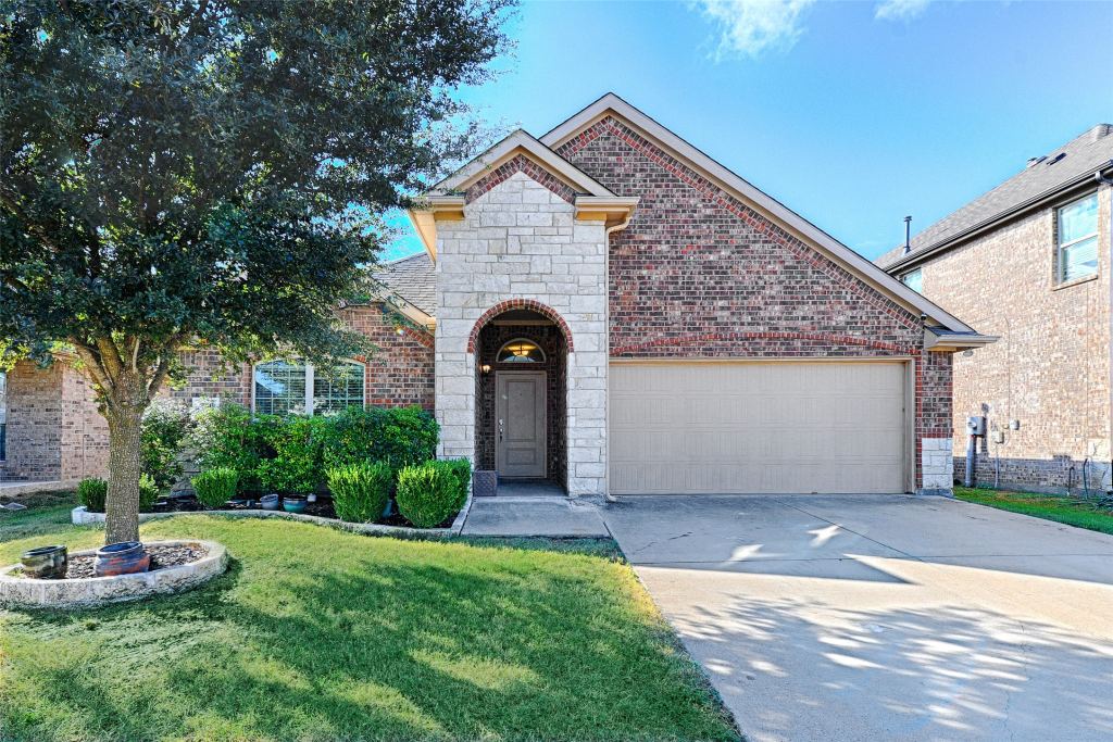 716 Jamestown Lane, Fate, TX 75189 — photo 1