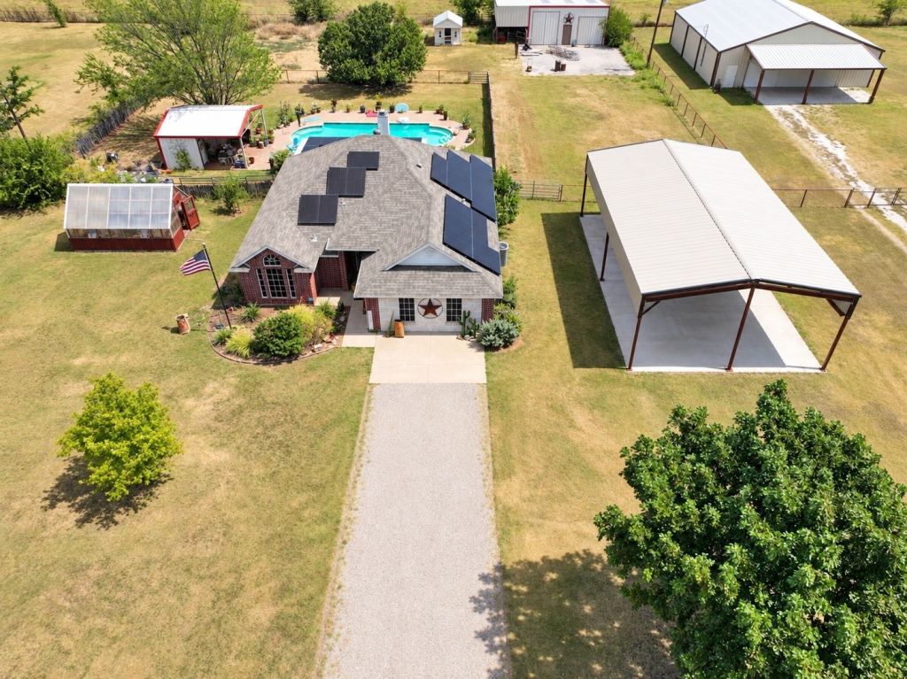 10612 County Road 1001, Godley, TX 76044 — photo 1