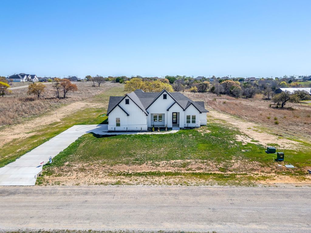 240 Latigo Way