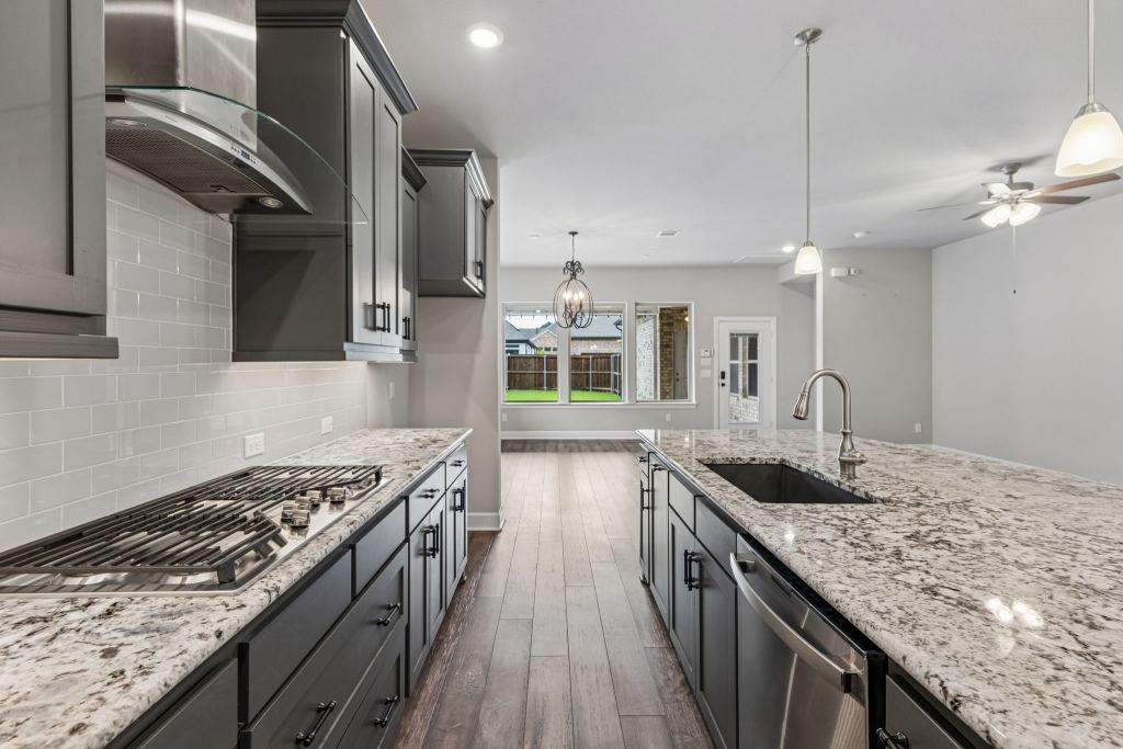 4717 Beaver Creek Drive, Arlington, TX 76005 — photo 1