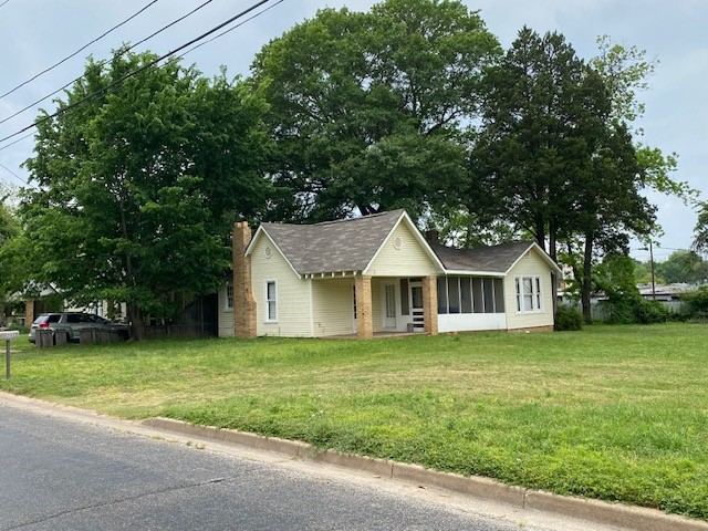 302 W College Street, Athens, TX 75751 — photo 1