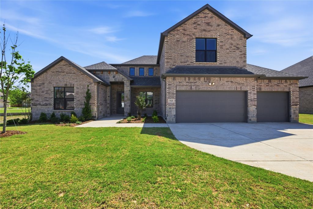 713 Anne Road, Van Alstyne, TX 75495 — photo 1