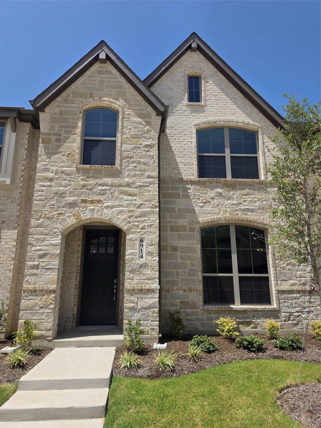 6914 Yellow Hammer Way, Arlington, TX 76001 — photo 1