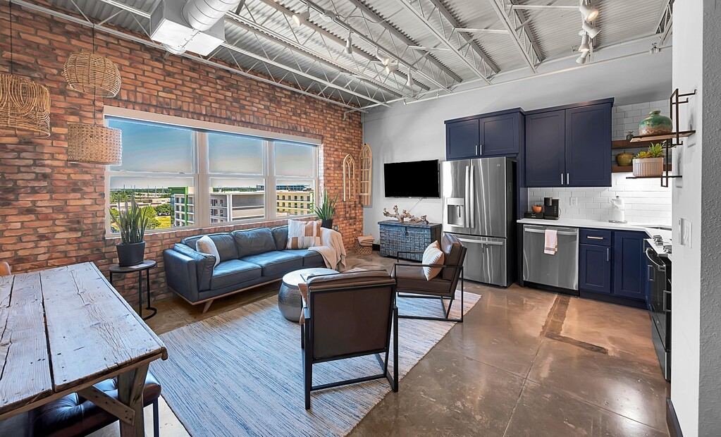 219 S 4th Street 505, Waco, TX 76701 — photo 1