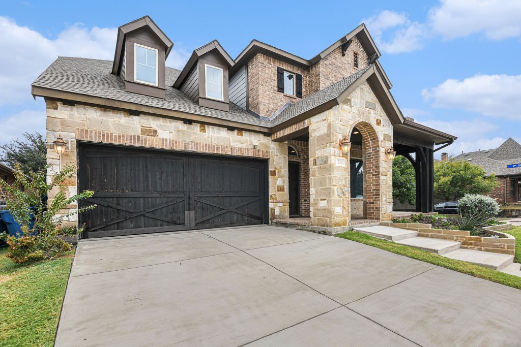 204 Lilypad Bend, Argyle, TX 76226 — photo 1