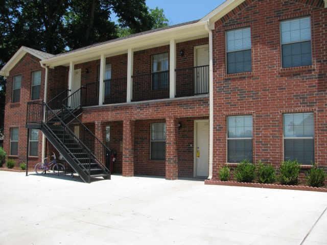 1615 Bois D Arc Street 2202, Commerce, TX 75428 — photo 1