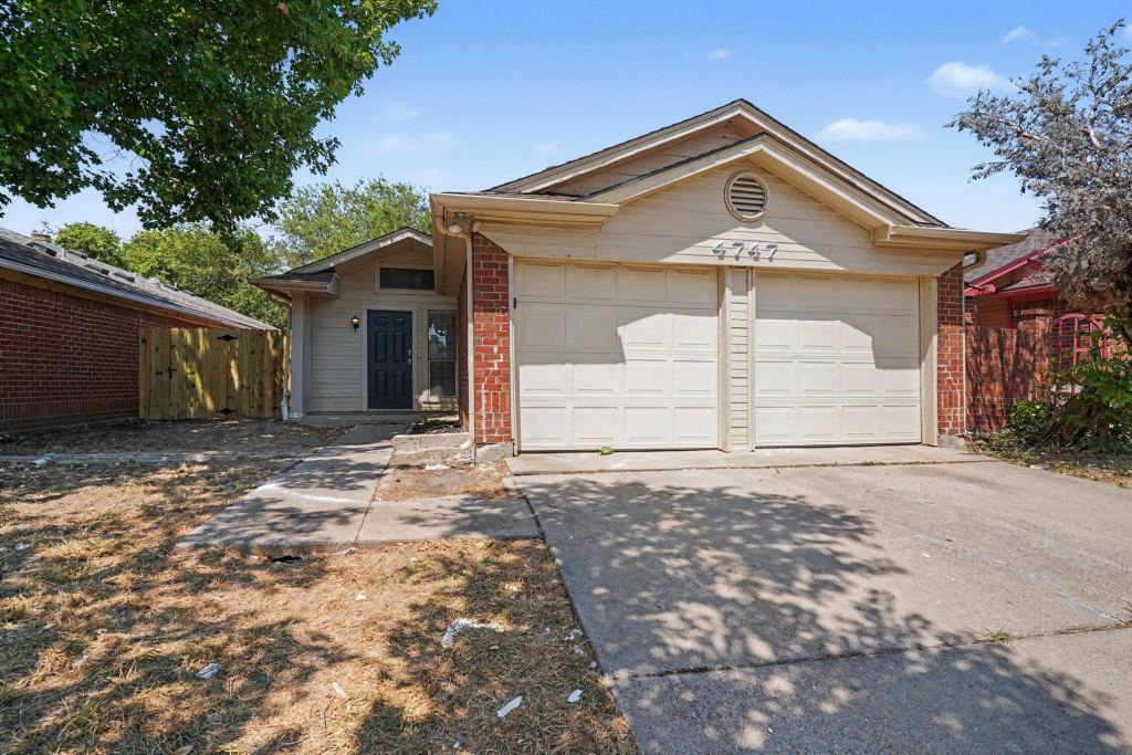 4747 Poppy Drive E, Fort Worth, TX 76137 — photo 1