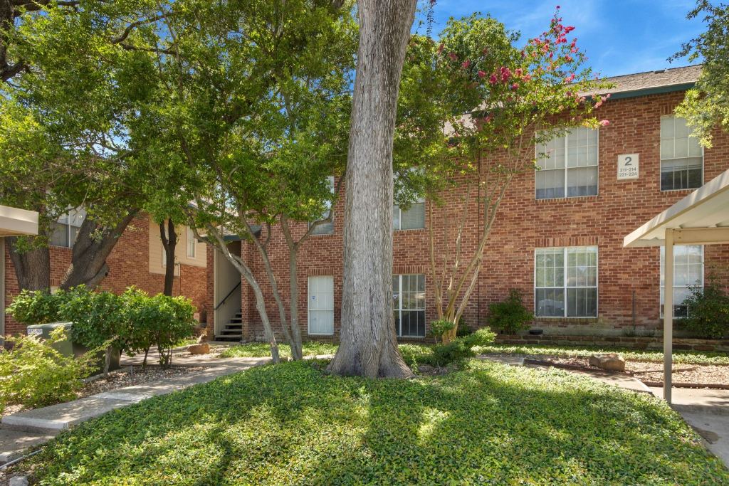 8601 Park Lane 221, Dallas, TX 75231 — photo 1