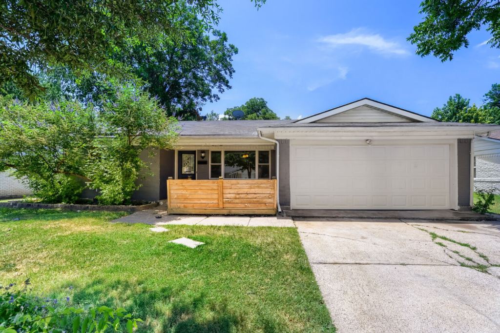 1207 Ridgeway Drive, Richardson, TX 75080 — photo 1