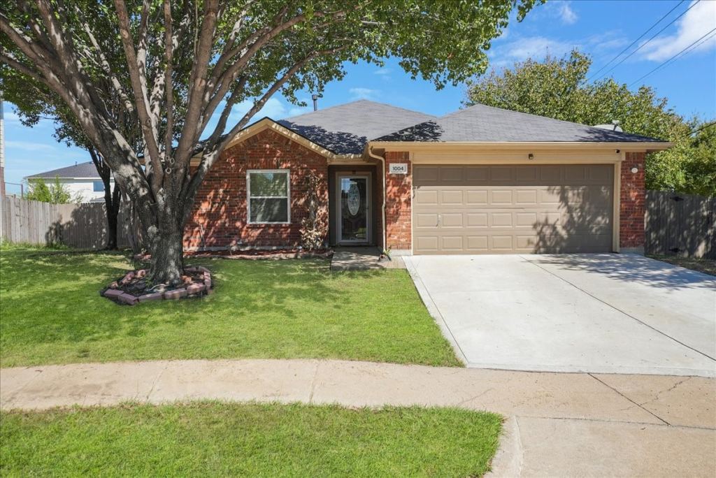 1004 Cedarbrook Circle