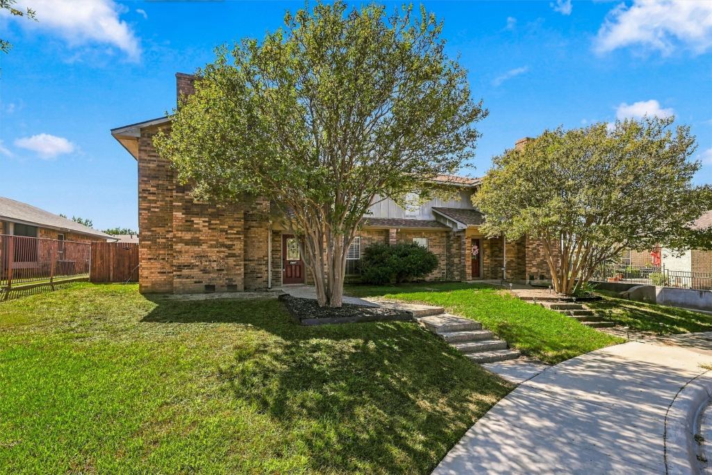 2145 Willow Place A, Carrollton, TX 75006 — photo 1