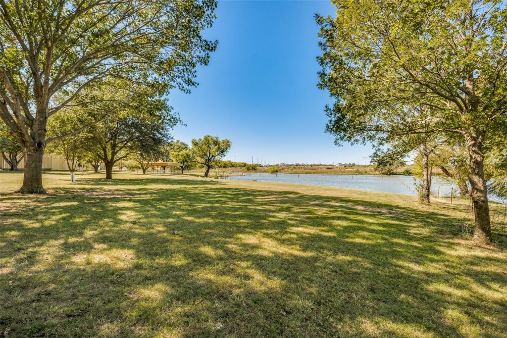 5547 Woodland Hills Drive, Denton, TX 76208 — photo 1