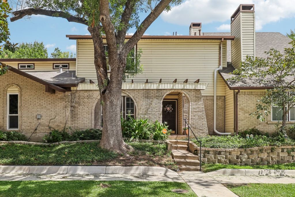 2059 Embassy Way, Carrollton, TX 75006 — photo 1