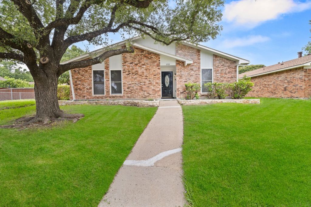 3709 Red Oak Drive, Garland, TX 75043 — photo 1