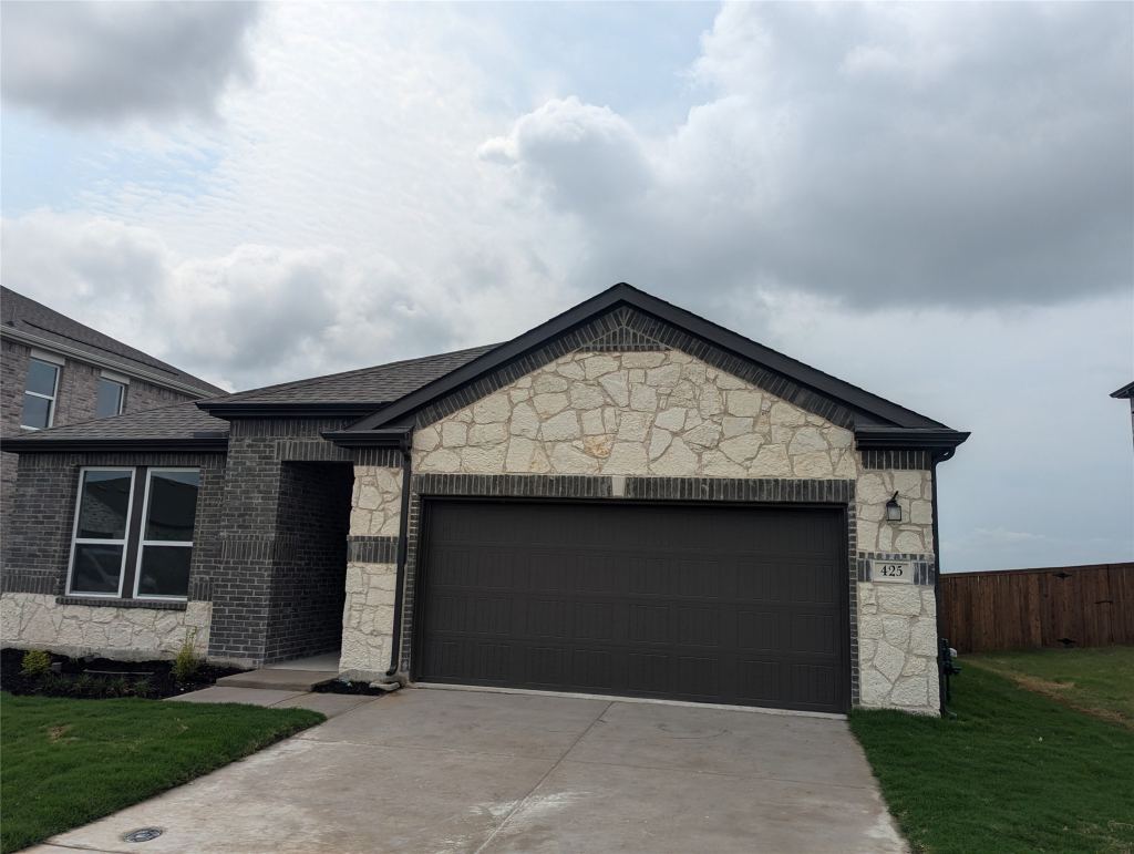 425 Princewood Drive, Princeton, TX 75407 — photo 1