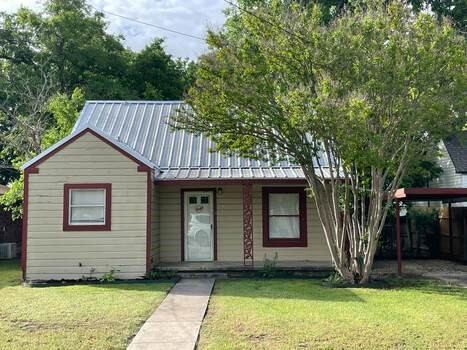 1046 W Sloan Street, Stephenville, TX 76401 — photo 1