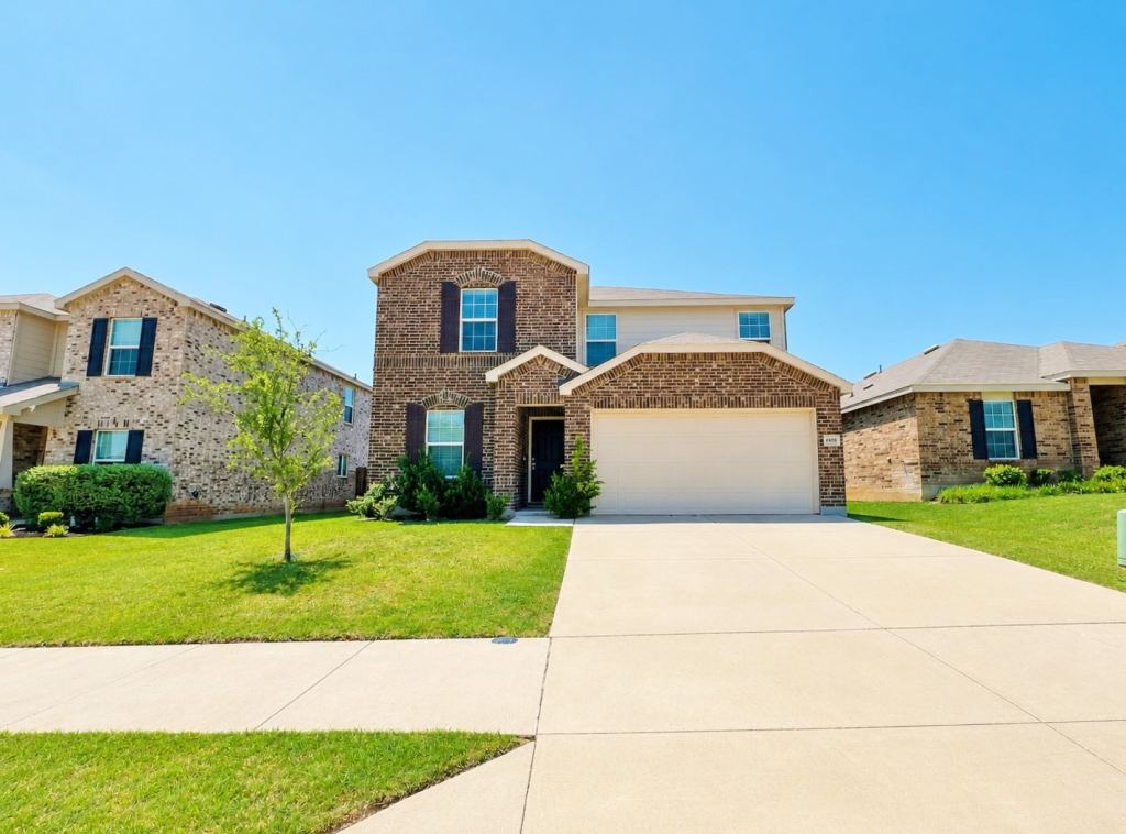 4649 Greyberry Drive, Fort Worth, TX 76036 — photo 1
