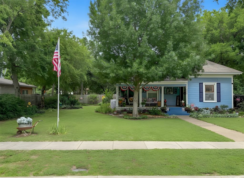 1309 N Austin Street, Denton, TX 76201 — photo 1