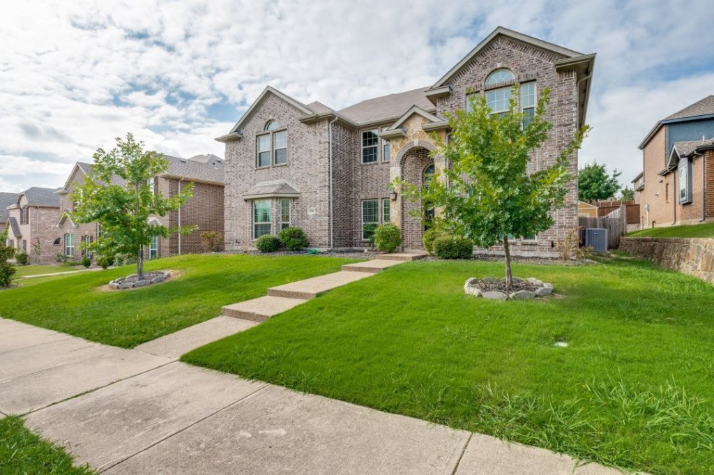 1708 River Run Drive, DeSoto, TX 75115 — photo 1