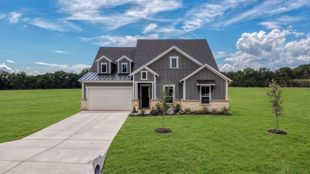 1040 Salvation Drive, Weatherford, TX 76088 — photo 1