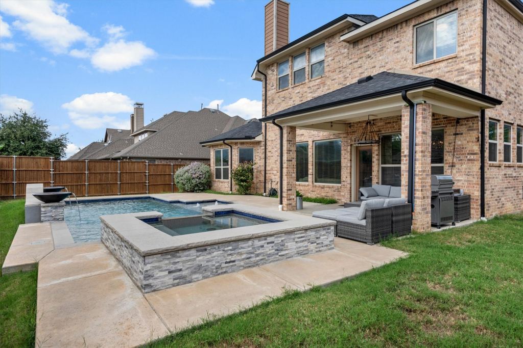 687 Dry Canyon Drive, Frisco, TX 75036 — photo 1