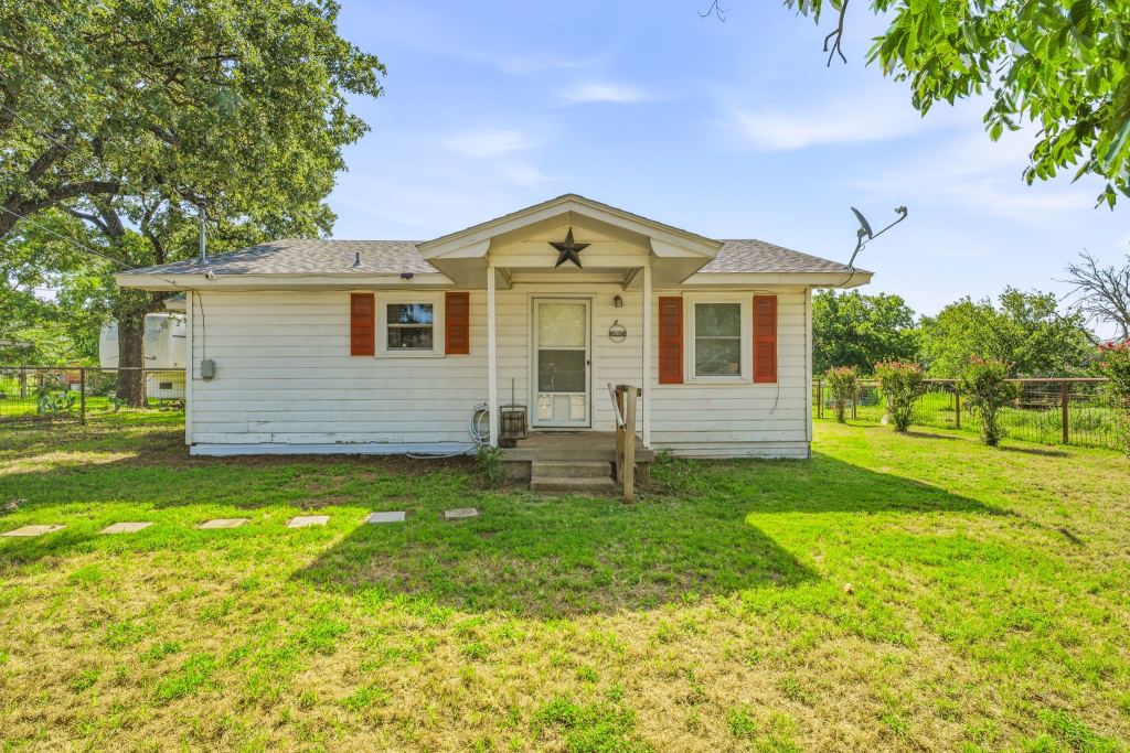 3704 County Road 801, Cleburne, TX 76031 — photo 1