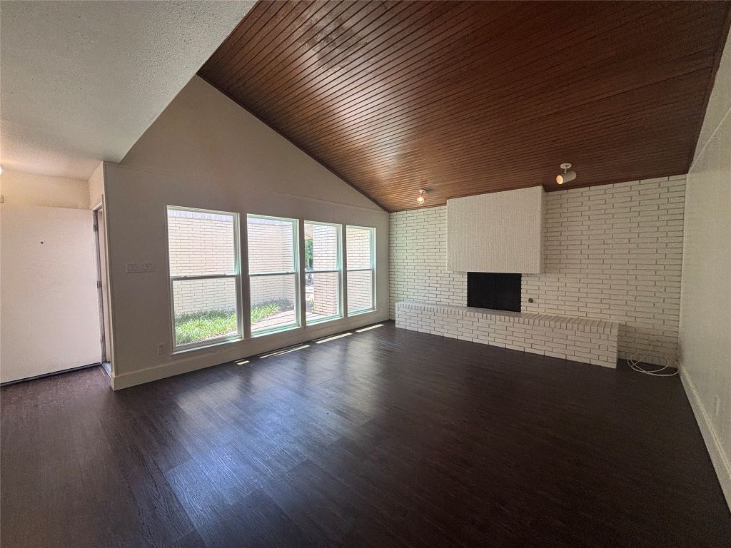 603 Westview Avenue, Fort Worth, TX 76107 — photo 1
