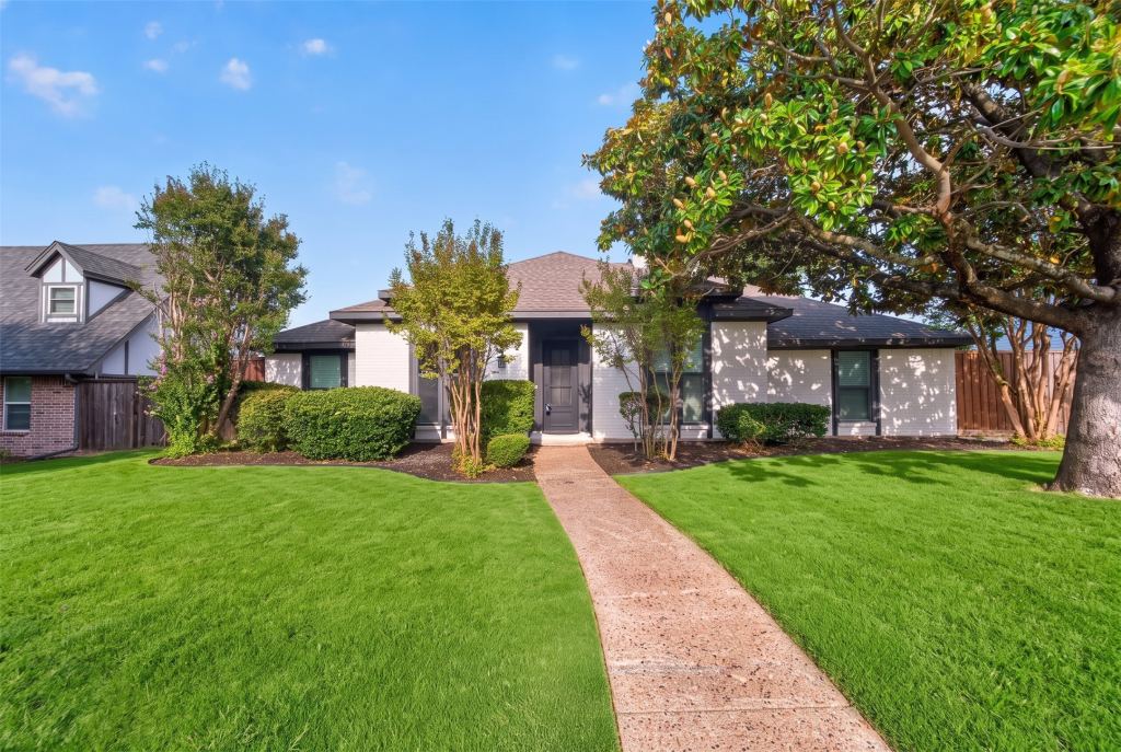 3904 Covinton Lane, Plano, TX 75023 — photo 1