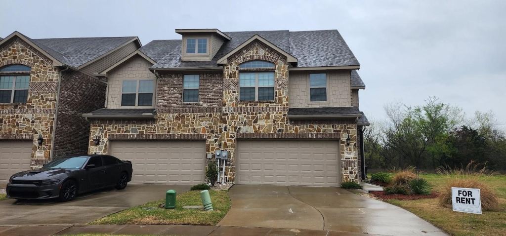 702 Amber, Greenville, TX 75042 — photo 1