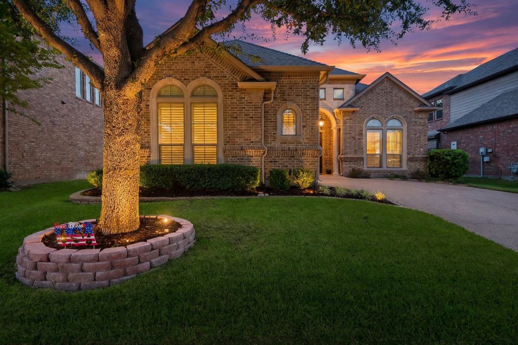 1408 St Tropez Lane
