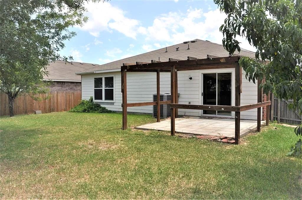 4133 silverwood Trail, Fort Worth, TX 76244 — photo 1