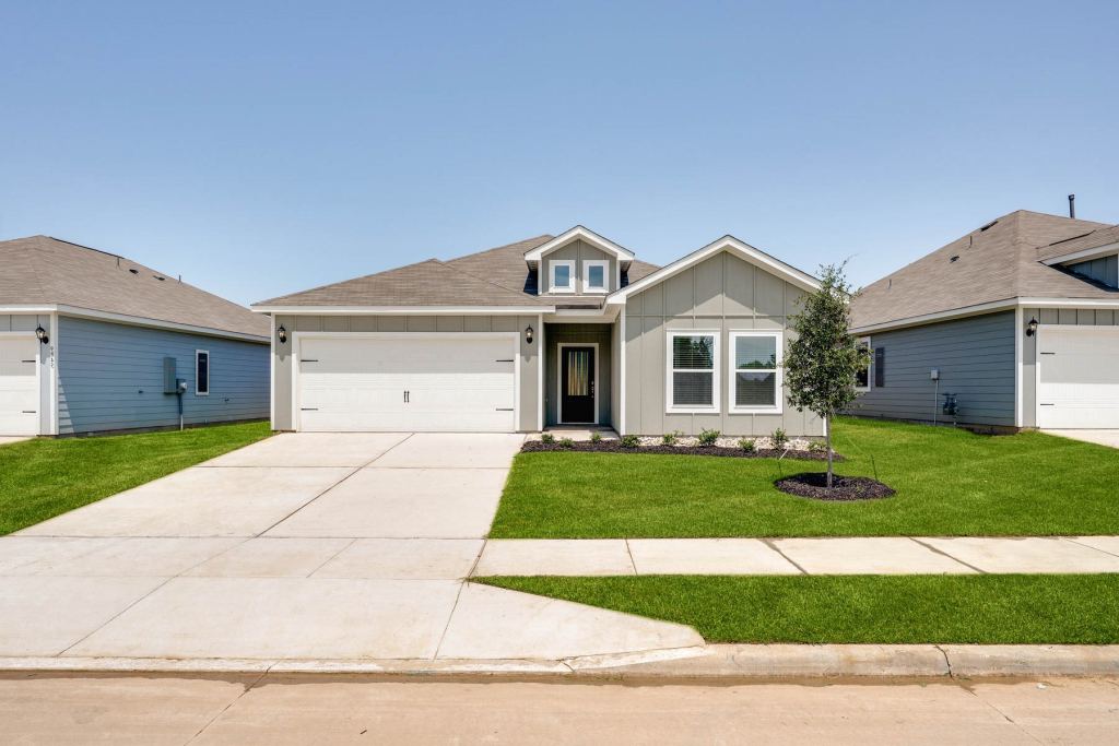 1317 Helca Drive, Fort Worth, TX 76140 — photo 1