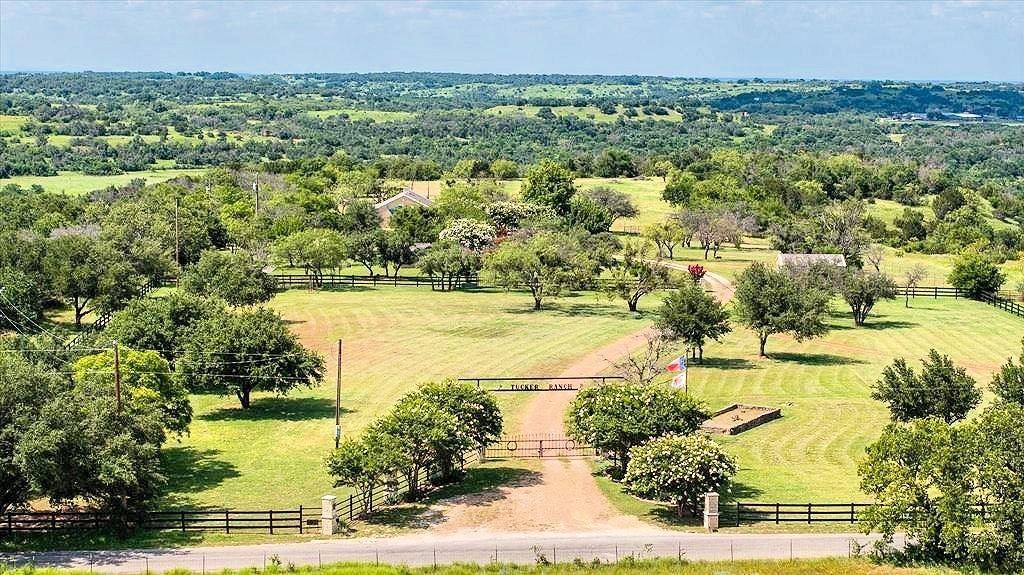 4536 County Road 132, Stephenville, TX 76401 — photo 1