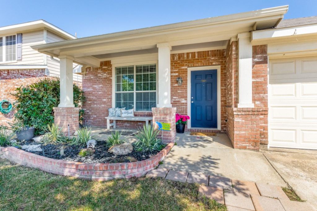 9217 Oldwest Trail
