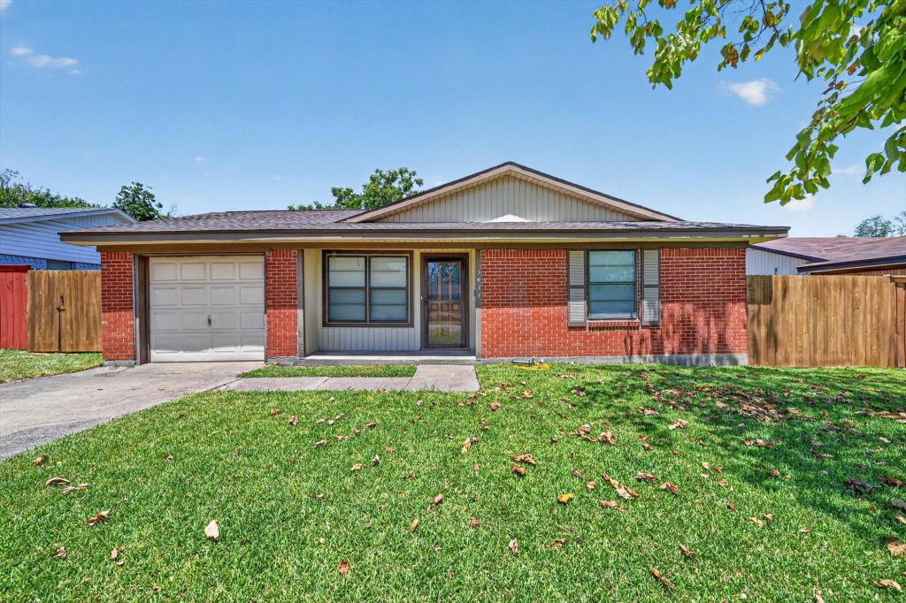 3433 Sheryl Drive, Mesquite, TX 75150 — photo 1